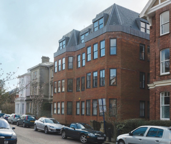 Lonsdale Gardens Tunbridge Wells – Kent Lonsdale Gardens Tunbridge Wells - Kent